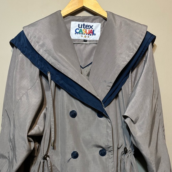 UTEX Hooded Trench Jacket, Cinch Waist - Picture 5 of 10